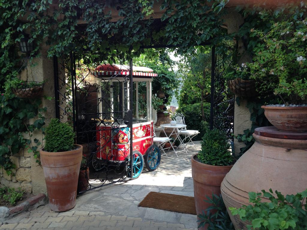 Hotel Manici Kasri à Küçükkuyu Extérieur photo