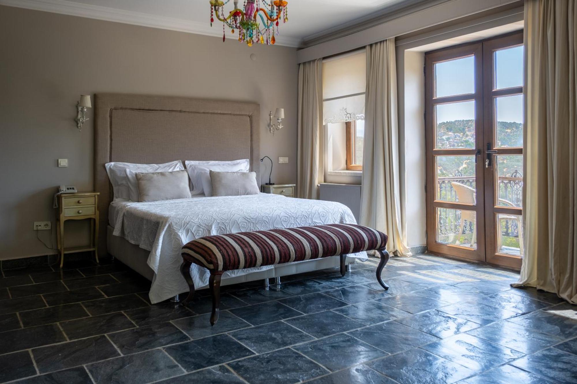 Hotel Manici Kasri à Küçükkuyu Extérieur photo