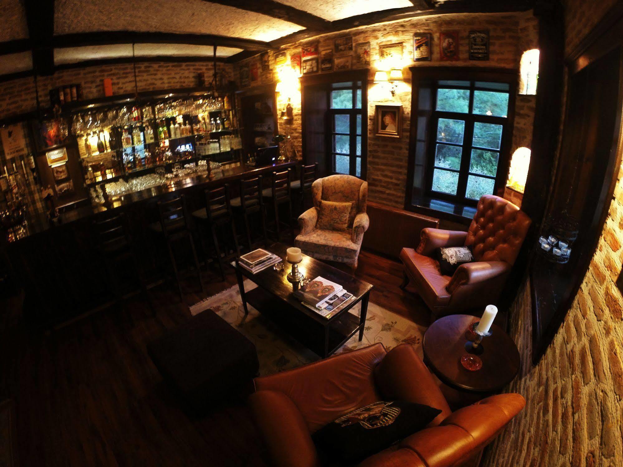 Hotel Manici Kasri à Küçükkuyu Extérieur photo