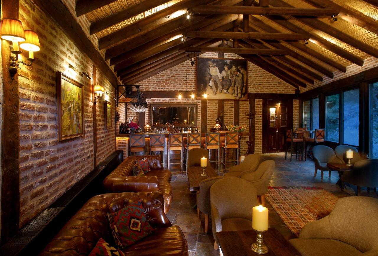 Hotel Manici Kasri à Küçükkuyu Extérieur photo