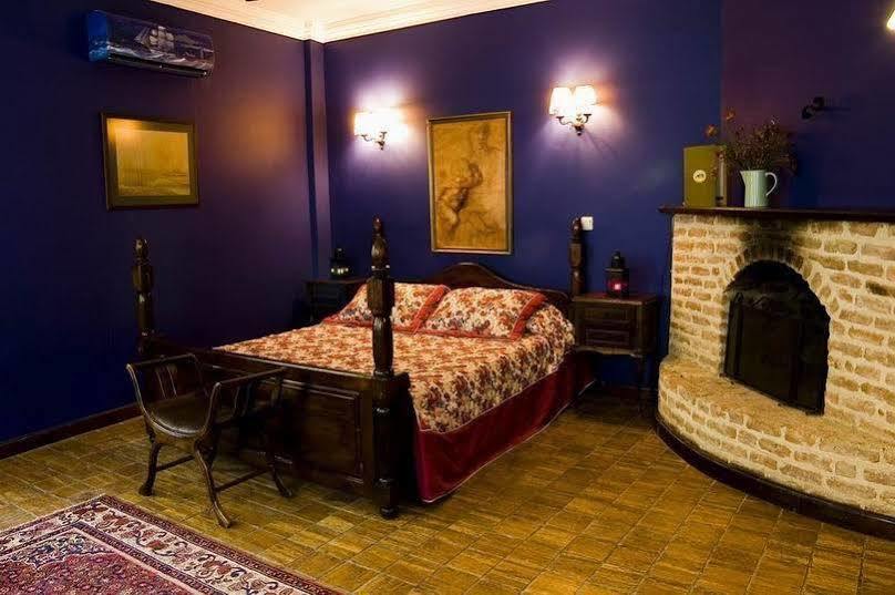 Hotel Manici Kasri à Küçükkuyu Extérieur photo